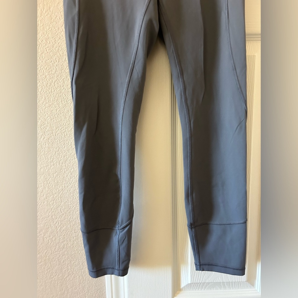 Lululemon In Movement Tight 25” Everlux - Picture 3 of 7